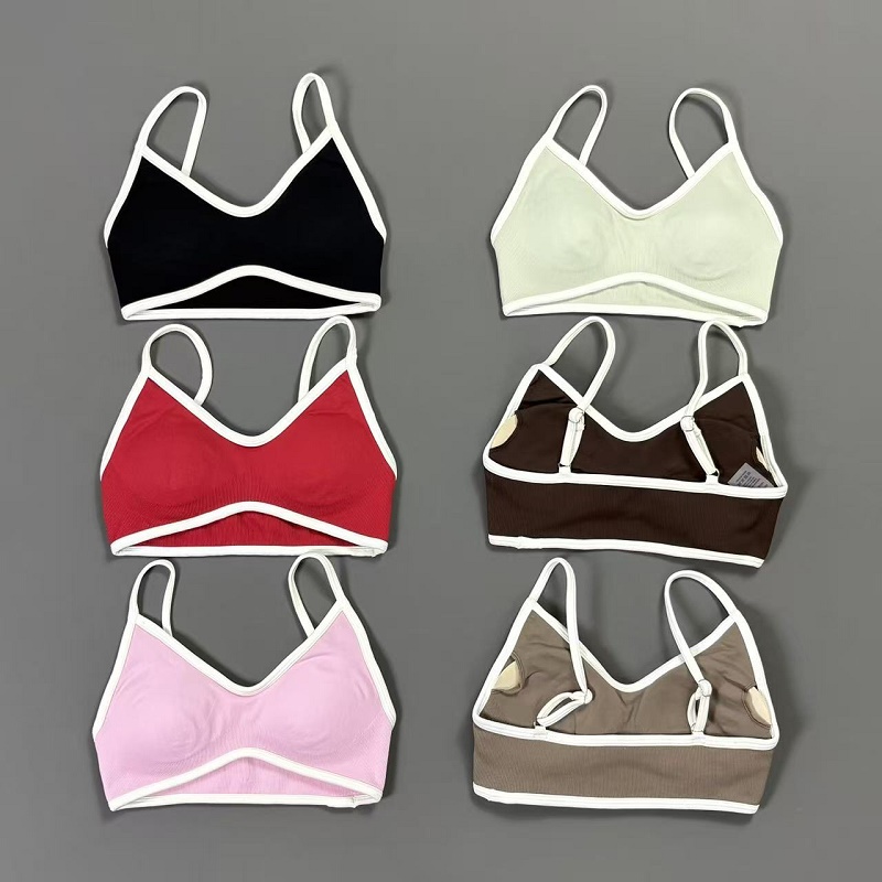 Women Contrastline Yoga Bra V  - огляд і ціна Aquatic Sports Bra