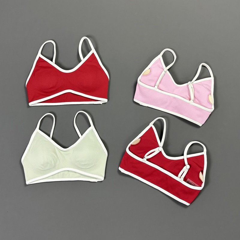 Women Contrastline Yoga Bra V  - огляд і ціна Aquatic Sports Bra